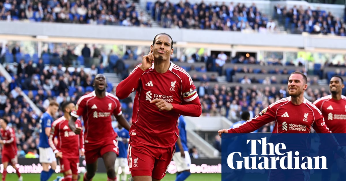 Virgil van Dijk scores late header to secure Liverpool derby win at Everton's new stadium