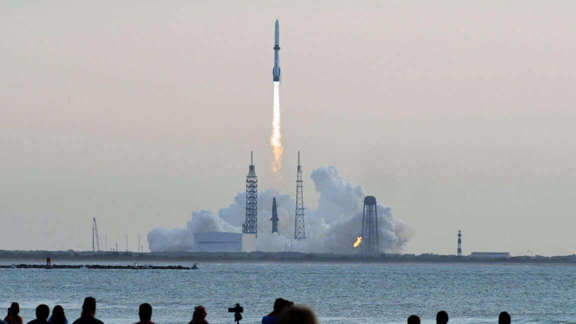 Blue Origin’s New Glenn booster reflights succeed despite upper stage failure stranding AST SpaceMobile satellite