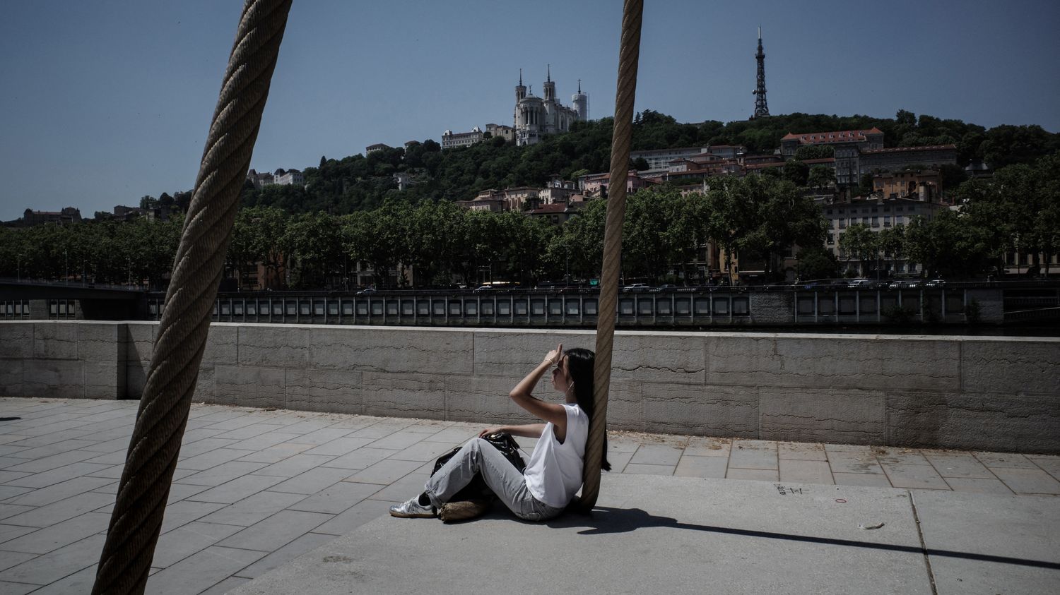 FRANCE Heatwave: 13 Departments Placed Under Orange Alert as Temperatures Soar to 38°C