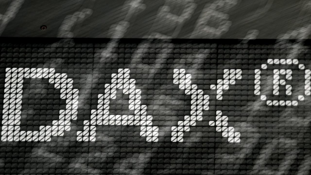 DAX Slows Amid Waning Investor Confidence
